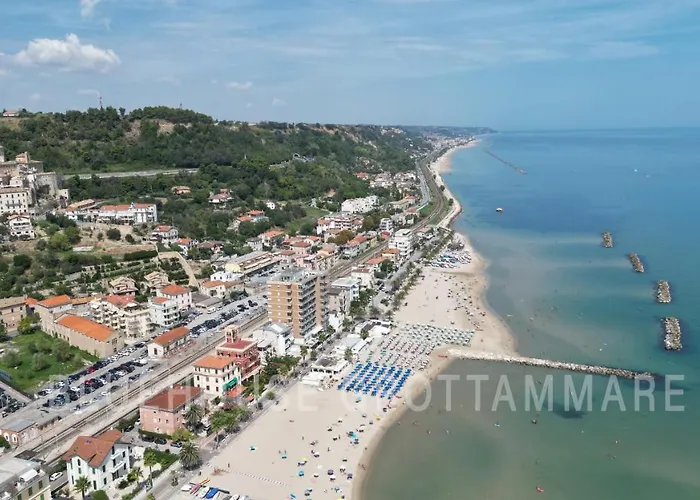 Blue House - Incantevole Casa A Due Passi Dal Mare Prázdninový dům *